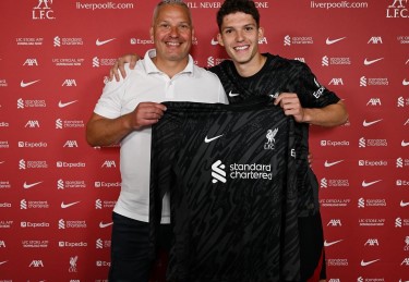 杏彩体育-法甲俱乐部目标设定与战略执行效果评估