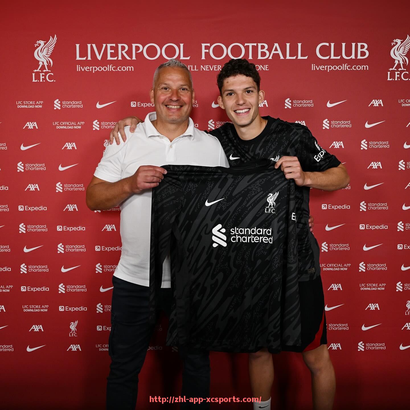 杏彩体育-法甲俱乐部目标设定与战略执行效果评估